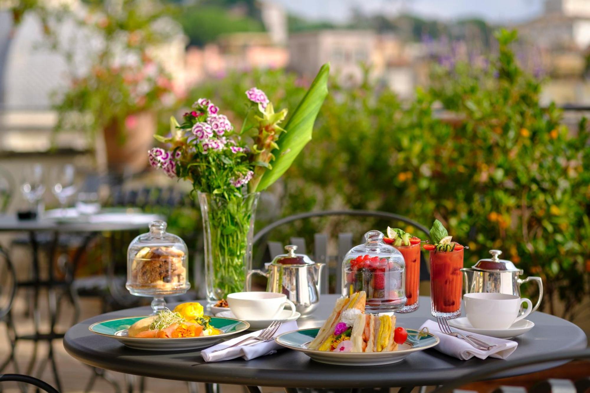 Hotel Locarno Roma Esterno foto